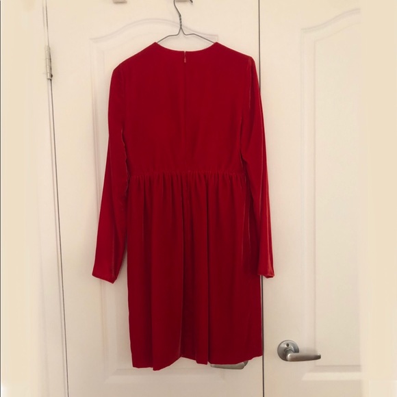 Chloé red crush velvet mini dress with heart cutout - Picture 3 of 10